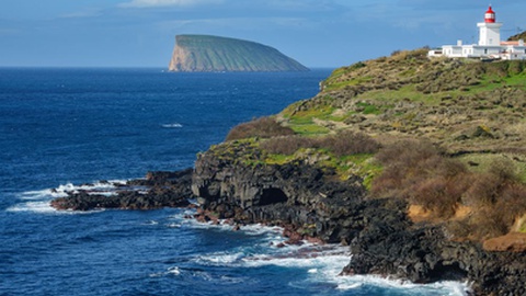 Dois Sismos De E Na Escala De Richter Sentidos Na Ilha Terceira