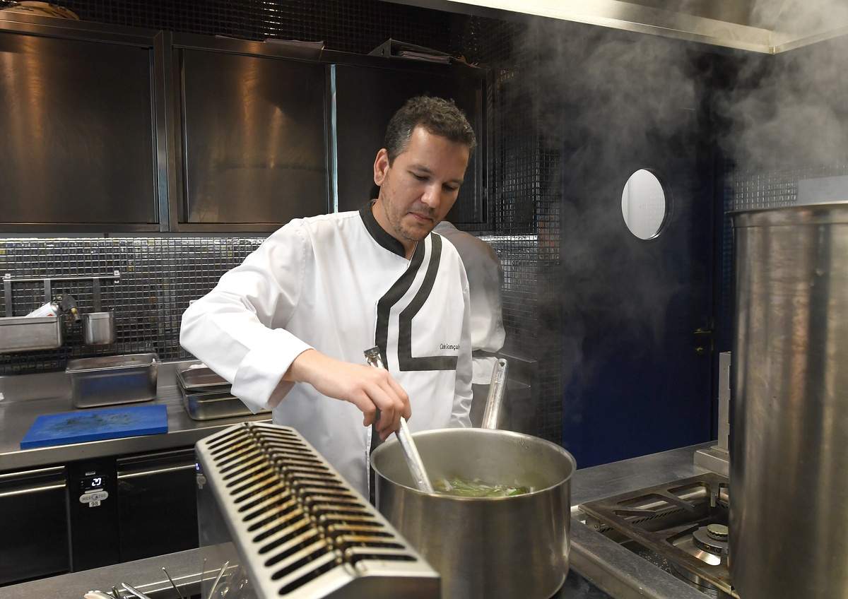 Chef executivo do Hotel Savoy Palace, Carlos Gonçalves.