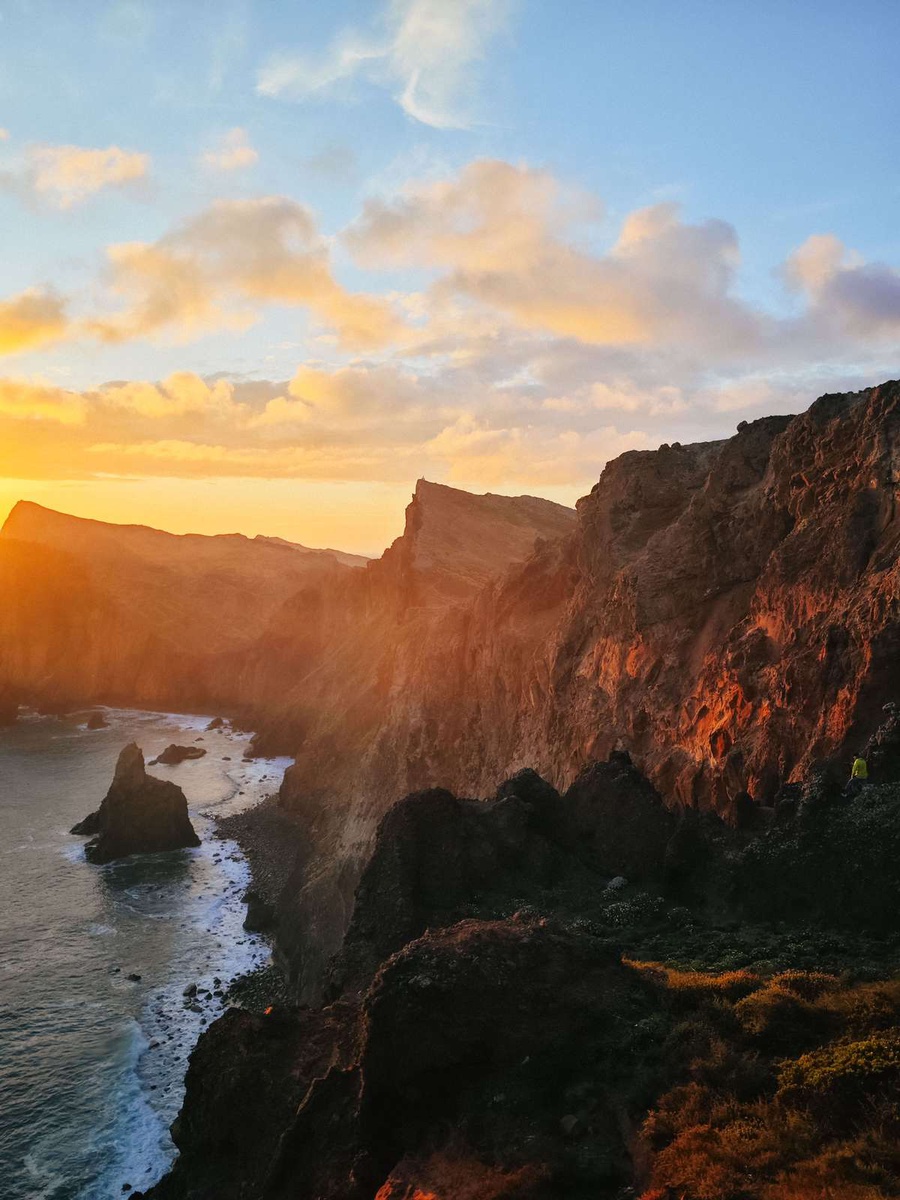 Os fotógrafos João Amorim e João Bernardino são os responsáveis por registar a beleza ímpar e a cultura de várias regiões portuguesas. Foto João Amorim