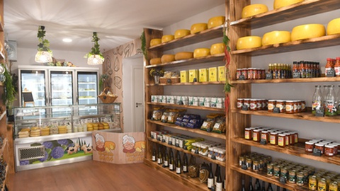 Abre hoje e fica na Rua da Queimada de Cima. Foto Hélder Santos/ASPRESS