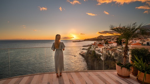 Okulus Madeira está em destaque nesta publicação.