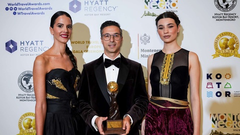 Eduardo
Peregino, director-geral do Reid’s Palace, nos World Travel Awards.