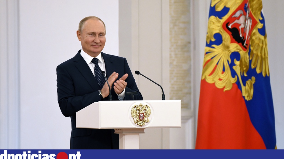 Eleições legislativas cruciais para o Kremlin com oposição quase silenciada - Vimarsana News