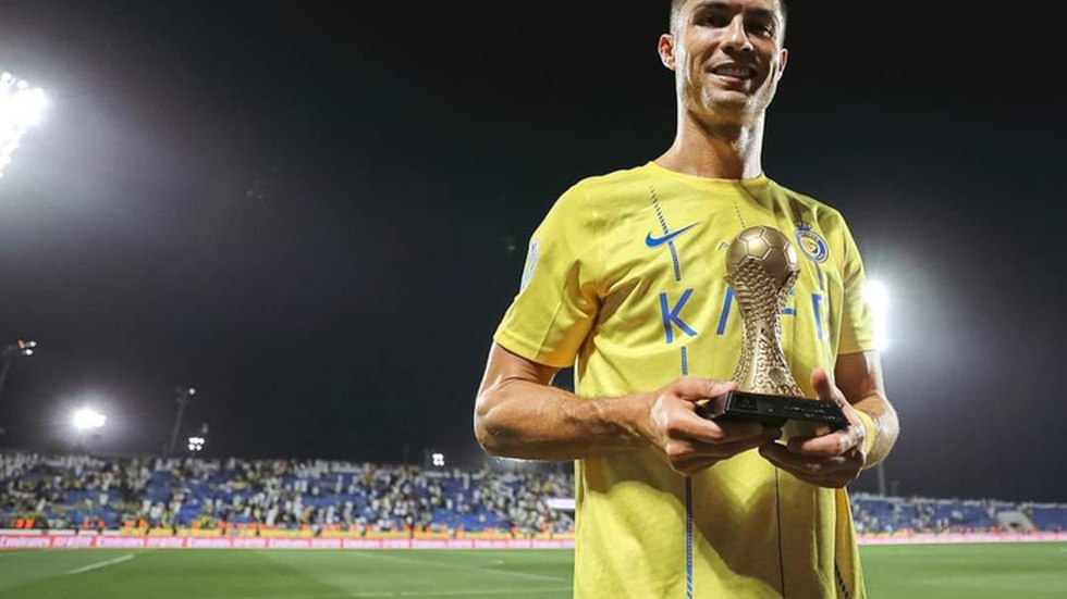 Al Nassr vence Champions Árabe com um bis de Ronaldo - AFC Champions League  - SAPO Desporto