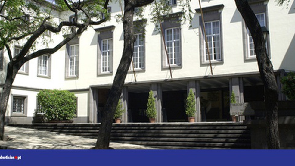 Administração Regional da Madeira tinha 20.202 postos de trabalho no final do 1.º semestre do ano - Vimarsana News