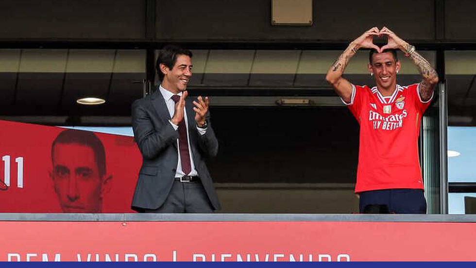 Campeão mundial, Di María volta às suas origens e assina com Benfica