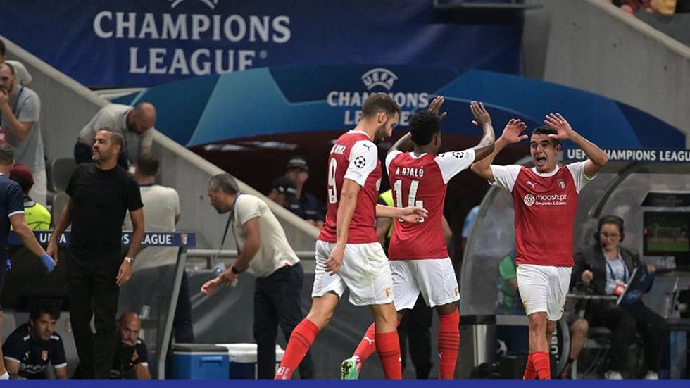 Panaitinakos x Braga por uma vaga na fase de grupos da Champions League