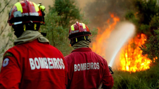 Ministro destaca investimento de 80 ME em 3.000 equipamentos para prevenir fogos