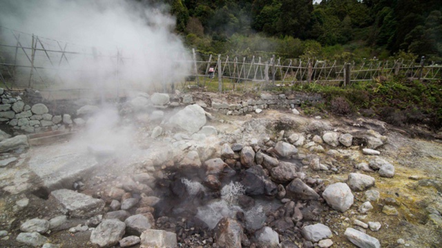 Elevato allarme vulcanico a V1 al vulcano delle Furnas negli Azzorre