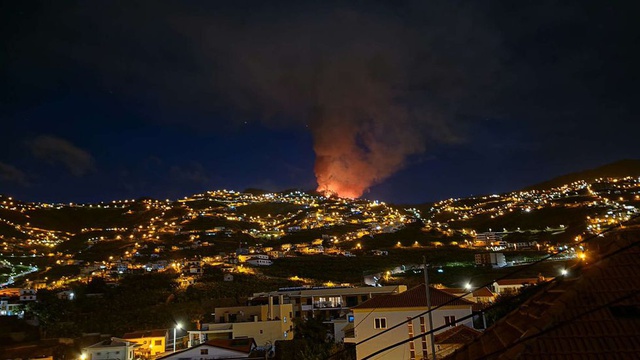 Fogo em mato mobiliza 15 bombeiros na Furneira