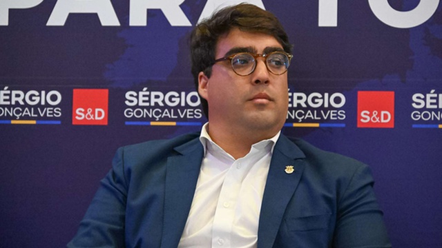 Olavo Câmara wirft "ungleiches Spiel" bei Fonds vor