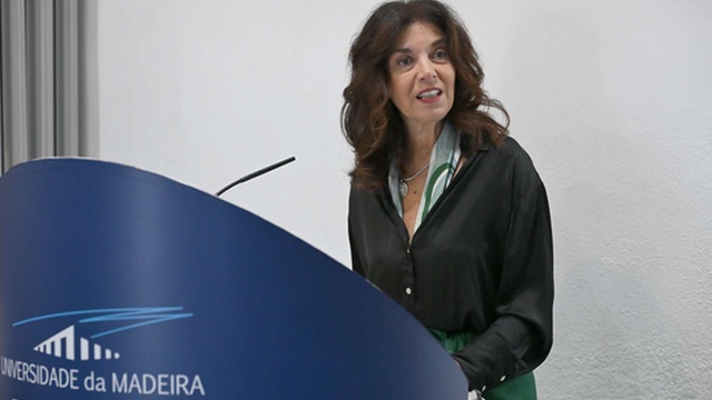 Elsa Fernandes desafia para espírito crítico