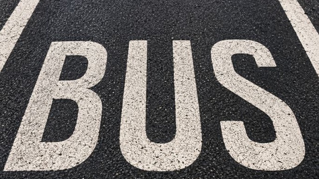 Dürfen Fahrräder auf den neuen BUS-Spuren in Funchal fahren?
