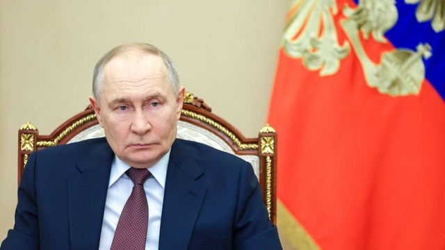 Putin diz que sanções alemãs à Rússia por drone de Leipzig são "outro erro"