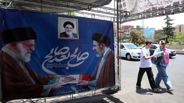 Iran Says Ceasefire with US No Longer Valid After Airstrikes