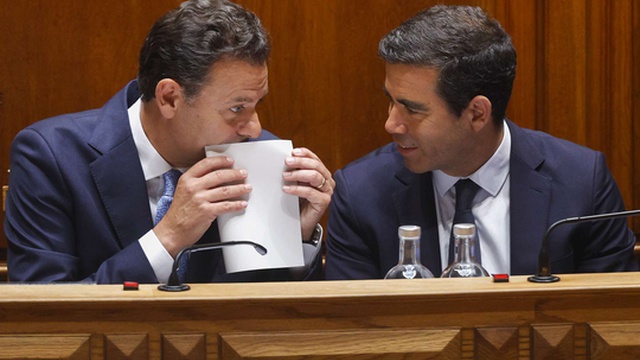Deputados deixam 17 perguntas ao primeiro-ministro já sem tempo para responder