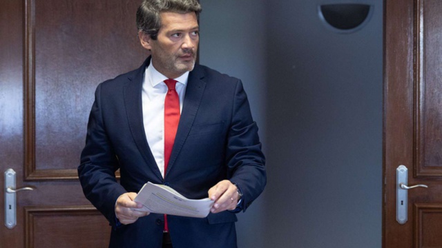 La Commissione permanente conferma l'aula plenaria martedì per discutere e votare la mozione del Chega
