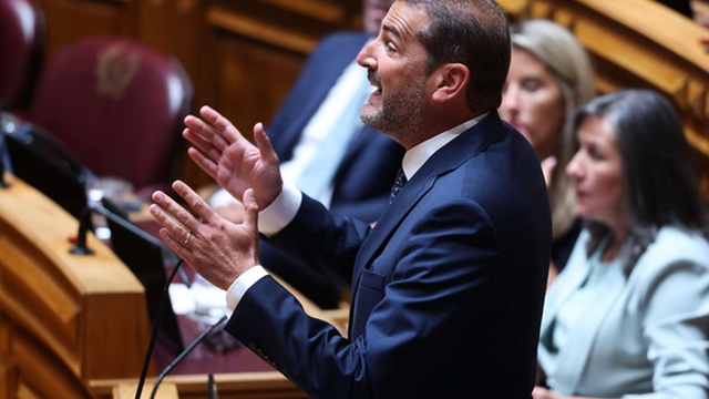 PSD sagt, der Antrag sei „vom Mars heruntergeplumpst" und der Innenminister habe „alle Erklärungen" gegeben