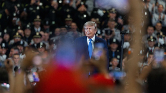 Trump reitera que EUA têm controlo de estreito de Ormuz