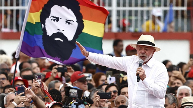 Lula fa appello al voto per evitare che "accada quello che è successo in Venezuela"