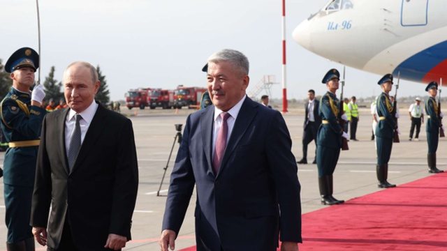 Indischer Premierminister fordert bei Treffen mit Putin Ende des Krieges