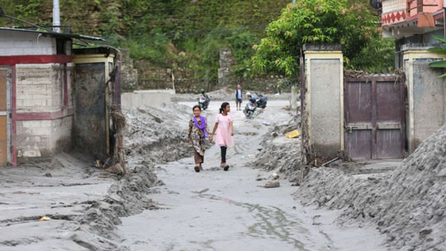 Il Parlamento nepalese dichiara i cambiamenti climatici una minaccia alla sicurezza