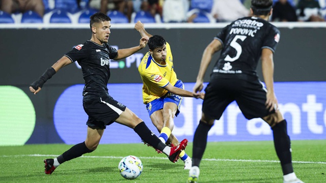 Estoril Praia e Arouca encerram jornada com 'nulo'