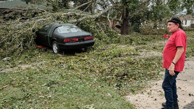 Tempestade Isaías já provocou quatro mortos nos Estados Unidos