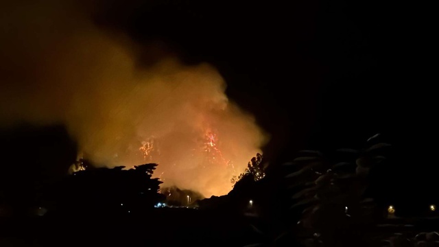 Incendio preoccupa alla Furneira e mobilita quattro corporazioni