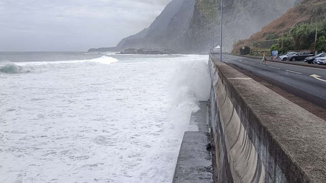 Capitania actualiza até amanhã o aviso de agitação marítima