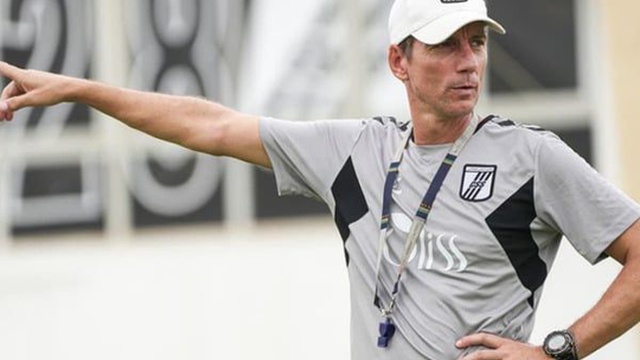 Alexandre Santos é o novo treinador do Nacional