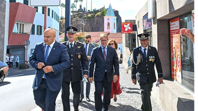 Câmara de Lobos zieht den Ring um die Unsicherheit enger