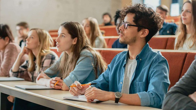 Vai studiare fuori dalla Madeira? Scopri come richiedere il rimborso delle spese sanitarie