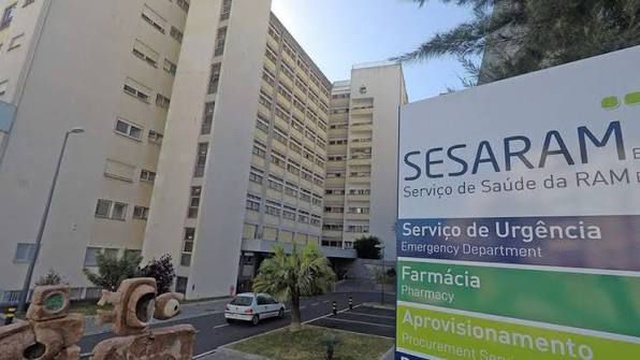 Около 245 человек с клиническим выздоровлением продолжают оставаться госпитализированными в ожидании социальной помощи