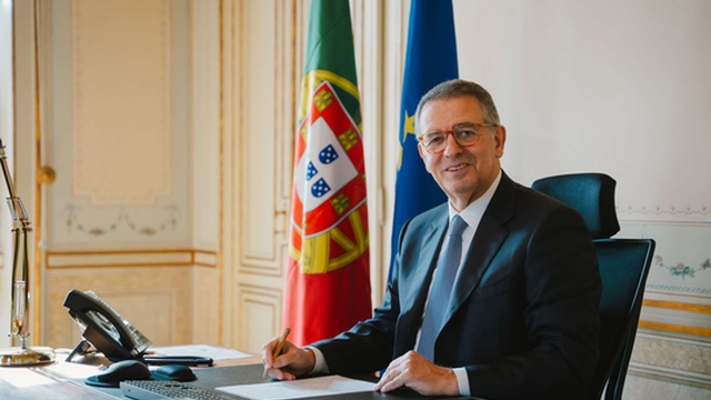 Staatspräsident gratuliert Madalena Costa zum Titel als Europameisterin