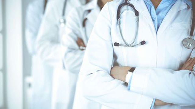 La scelta dei posti per la formazione specialistica dei medici avviene ora online