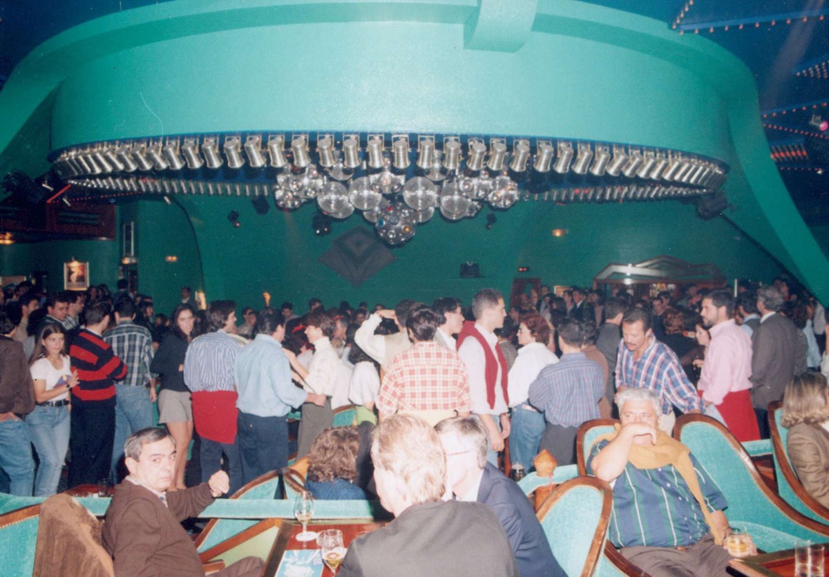 A discoteca 'O Farol', onde aconteceu a primeira celebração do 'Halloween' na Madeira, na noite de 31 de Outubro de 1995.