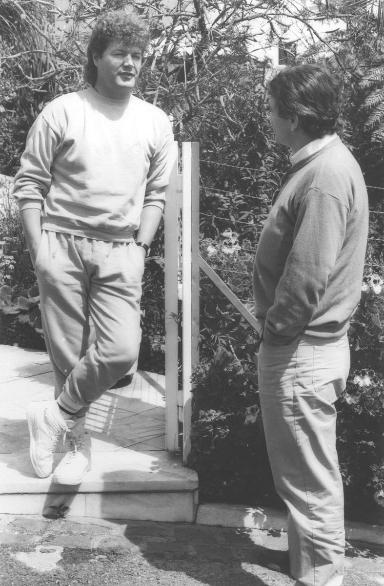 Marco Paulo com Luís Calisto, jornalista do DIÁRIO também já falecido.