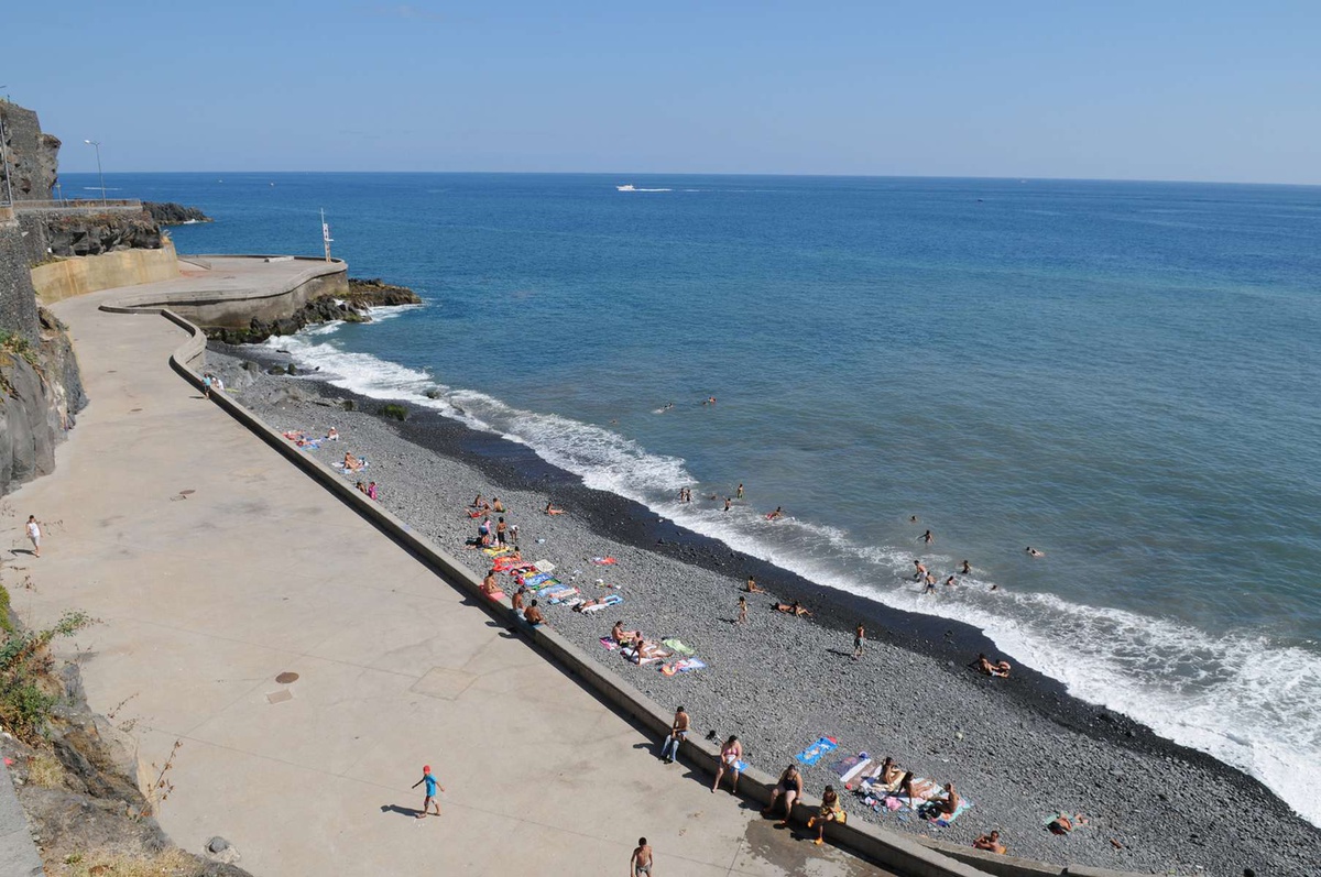 A Praia do Vigário, em Câmara de Lobos, é uma das duas da Região com classificação anual de 'Má' qualidade da água.&nbsp;