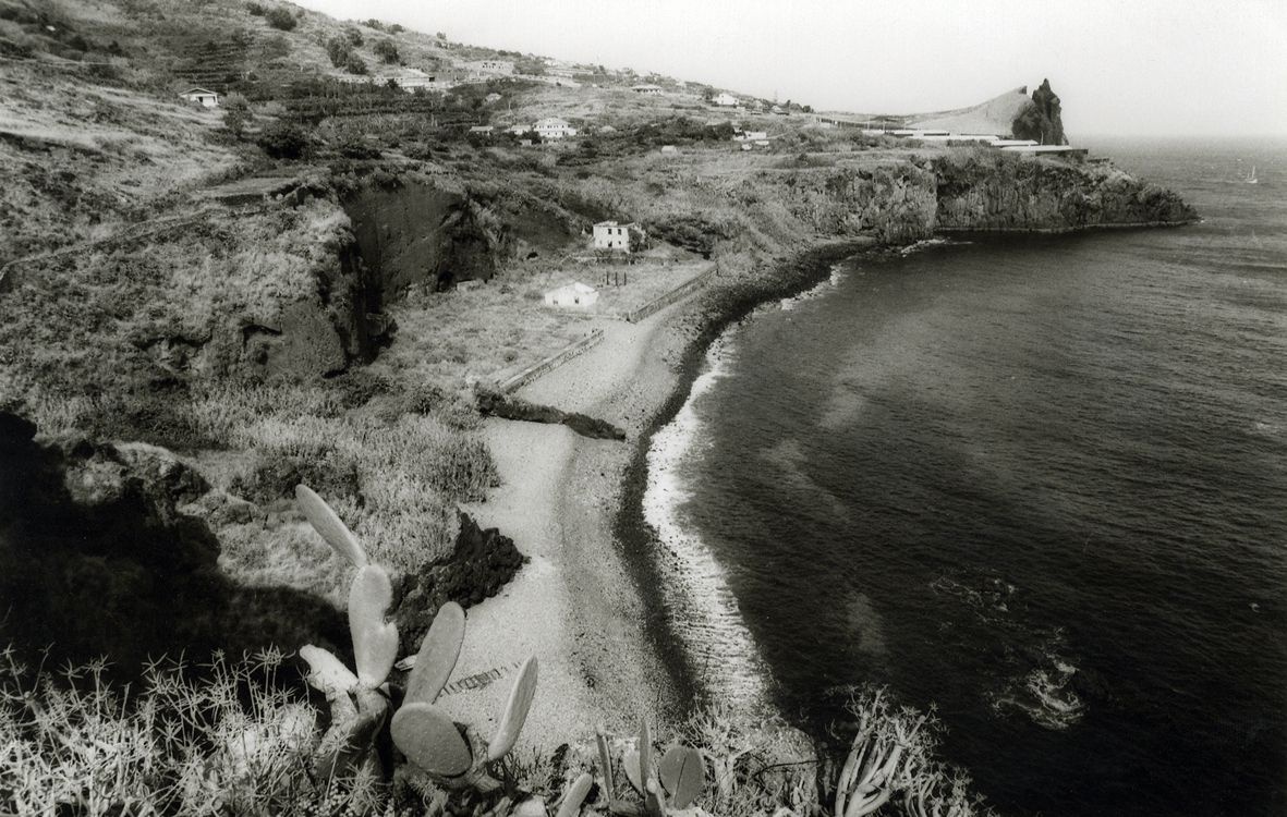 Há vários anos que a aquela zona vem sendo 'cobiçada' para empreendimentos turísticos, alguns de luxo.&nbsp;