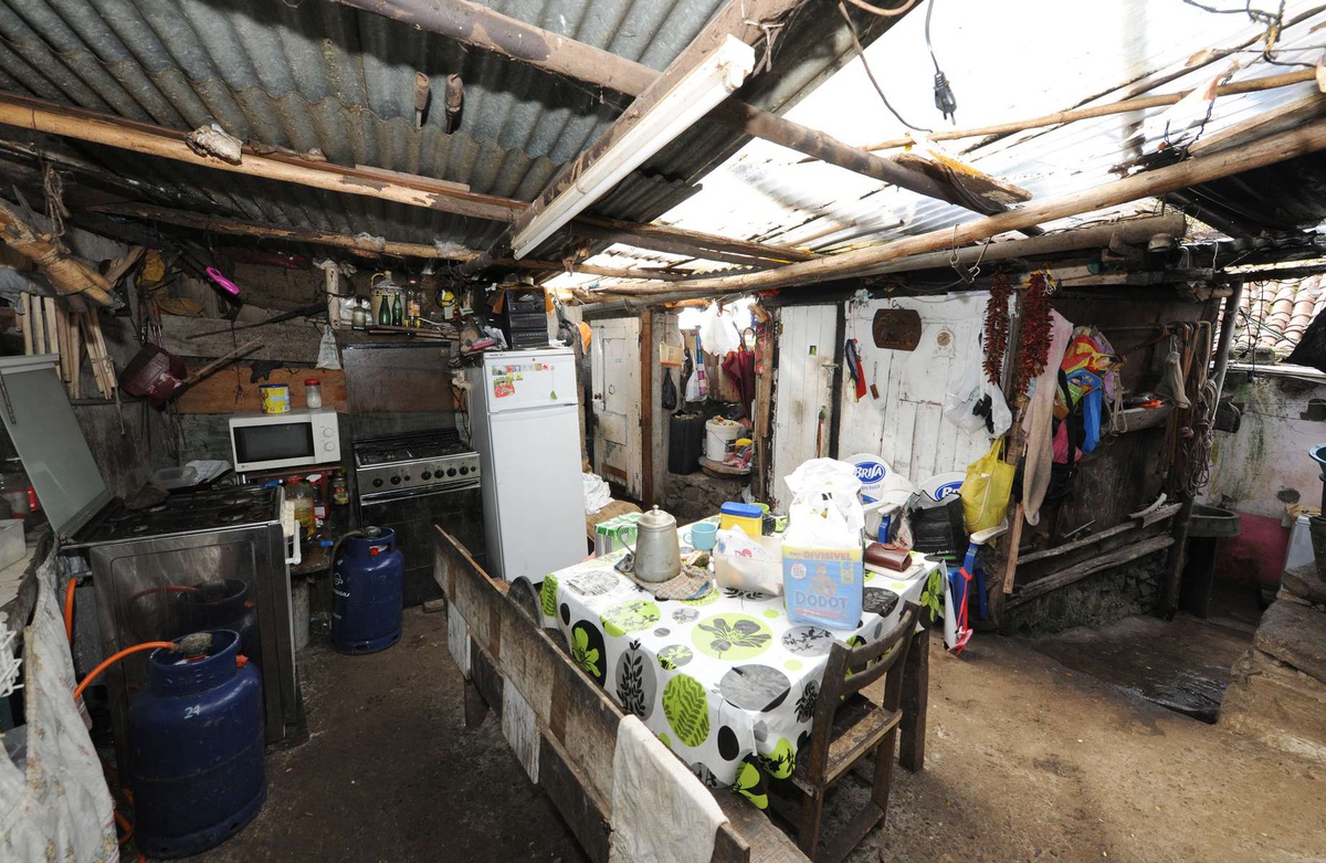 Situação de pobreza extrema é um dos requisitos para beneficiar deste apoio.&nbsp;