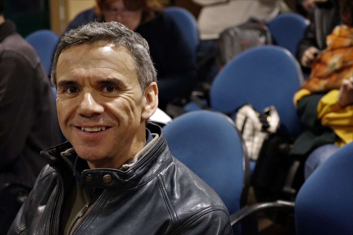 Francisco Oliveira, coordenador do Sindicato dos Professores da Madeira alerta para a necessidade de repensar as formas cativar os alunos para os cursos que conferem habilitações para a docência.&nbsp;