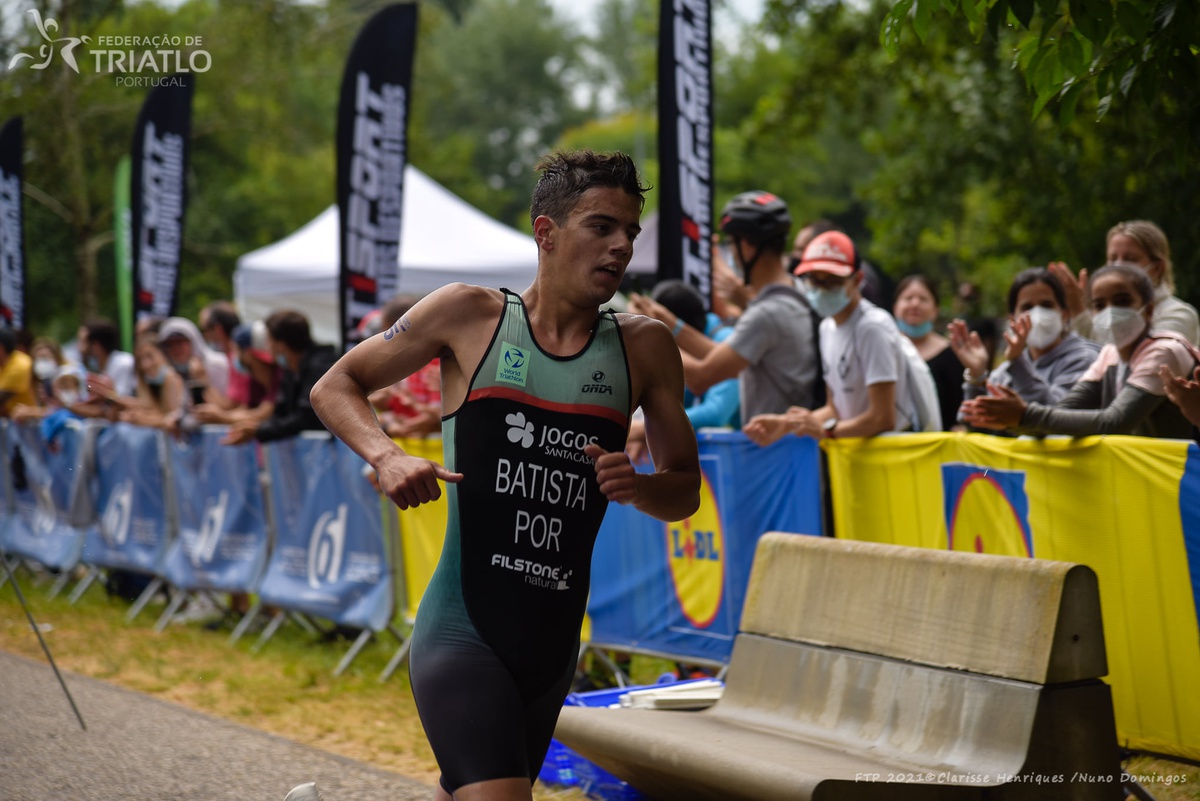 Ricardo Batista sagra-se campeão europeu de triatlo sprint