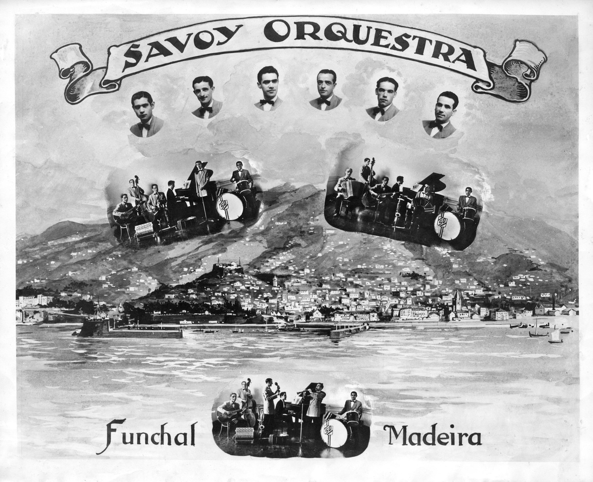 Foto Figueiras (1930-1989) / Savoy Orquestra Funchal Madeira (1940-1950) / Prova em gelatina e sais de prata / 41,4 X 51,9 cm / MFM-AV, Nº Inv. PHF/750 / Em deposito na DRABM