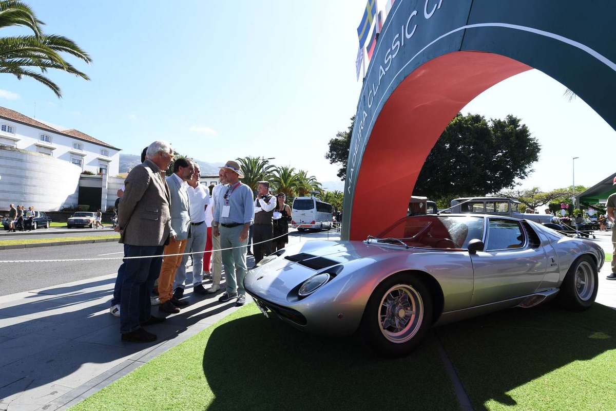 O Lamborghini Miura está avaliado em 3 milhões de euros. Foto Hélder Santos/Aspress