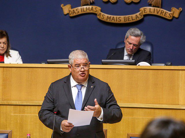Pedro Ramos no parlamento madeirense, aquando do último debate potestativo sobre Saúde requerido pelo JPP.