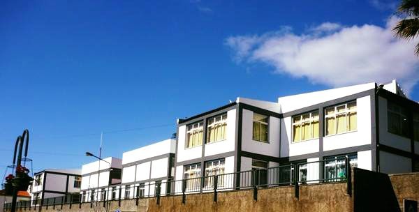 Para assinalar o arranque do novo ano lectivo, o secretário regional visita, pelas 10 horas, a Escola Básica do 1.º Ciclo com Pré-escolar do Estreito de Câmara de Lobos.