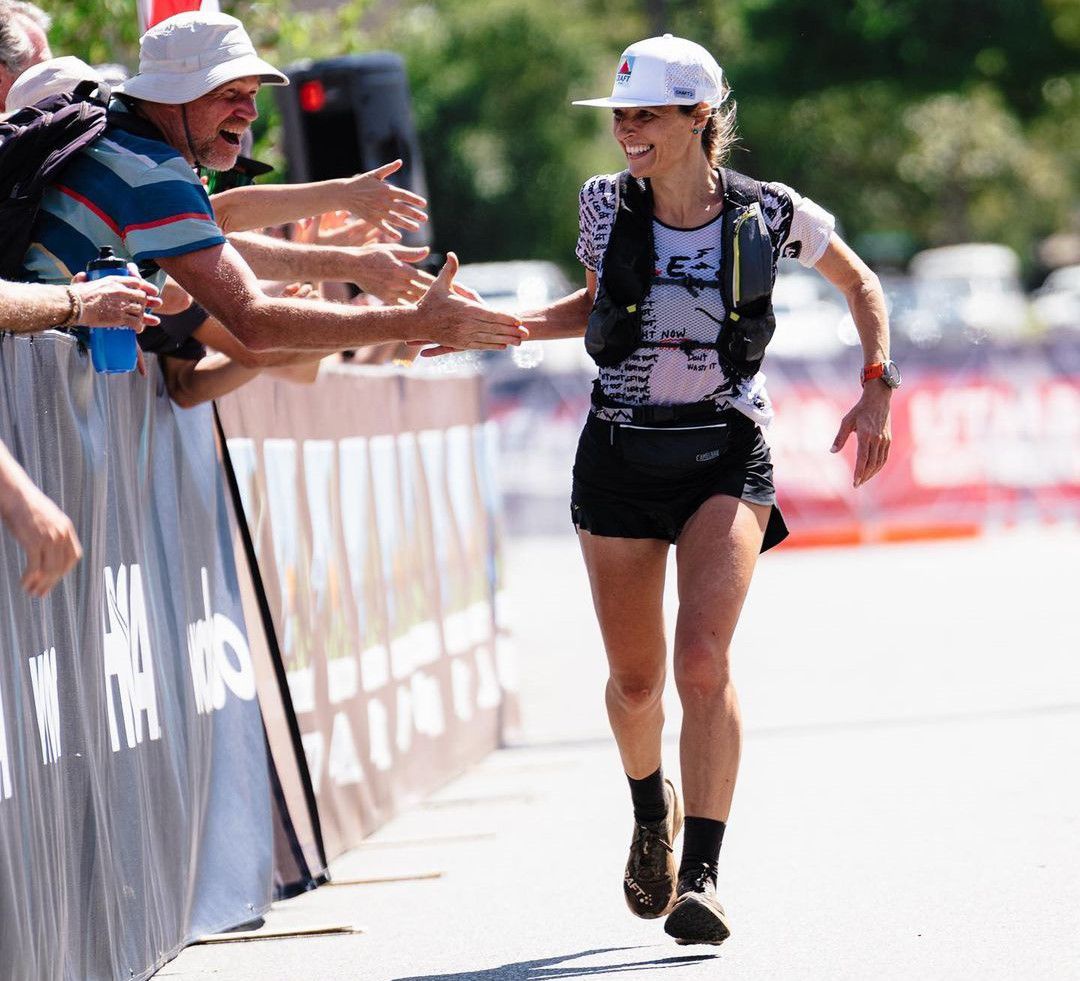 Espanhola conta com milhares de seguidores nas redes sociais.