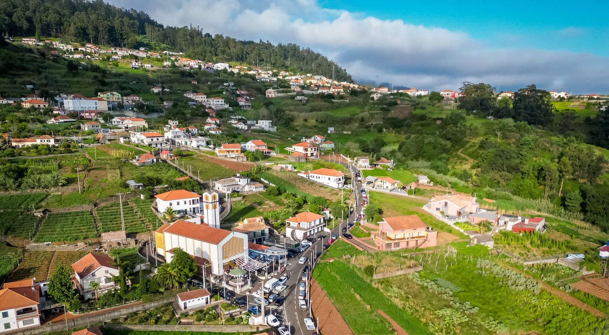 A freguesia dos Canhas tem cerca de 3.600 habitantes.