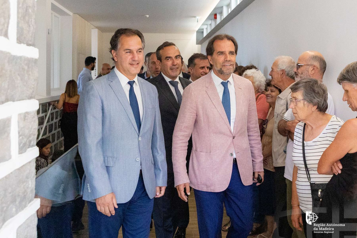 Governo de Albuquerque teve dúvidas sobre o que fazer ao edifício do antigo centro de saúde. Mas acabou por aceitar a ideia do presidente da Câmara, Pedro Coelho. A inauguração teve lugar hoje. FOTO MIGUEL MONIZ/PGR
